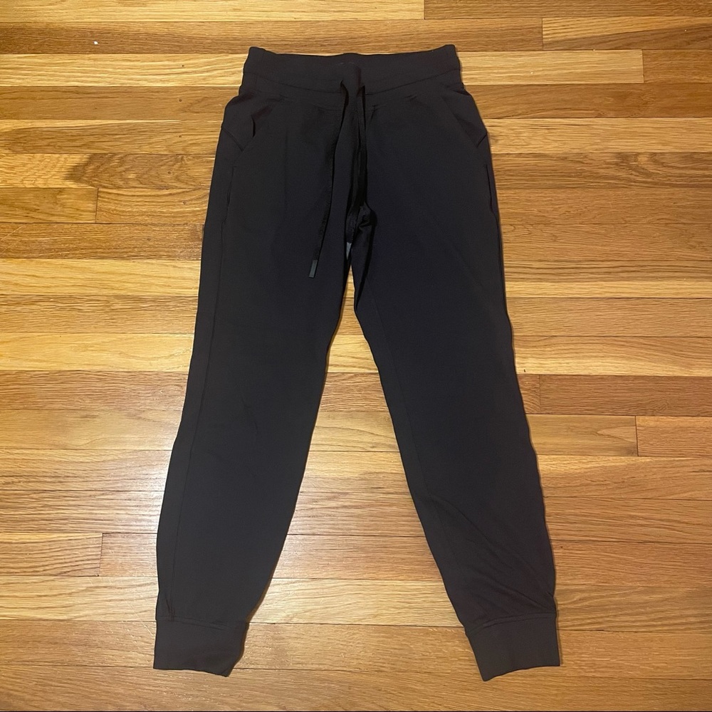 lululemon joggers
